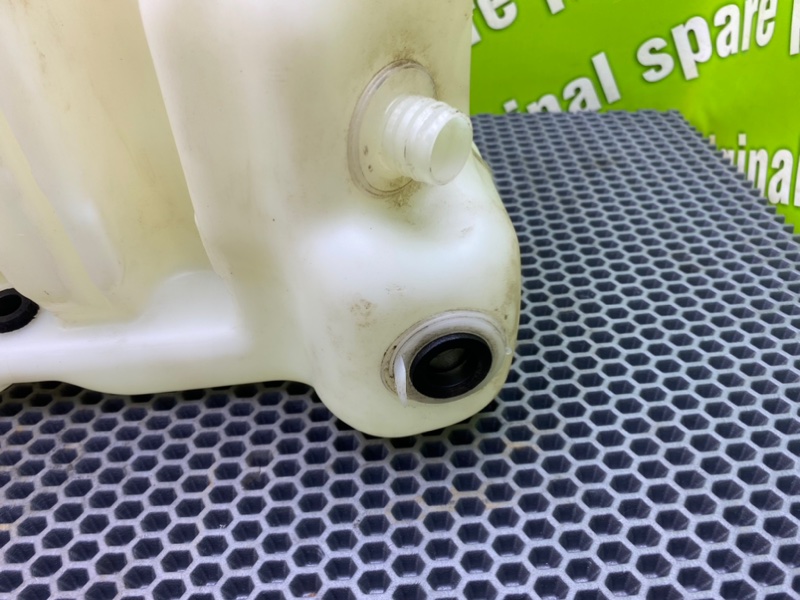 Бачок стеклоомывателя, 1000 рублей, Калининград