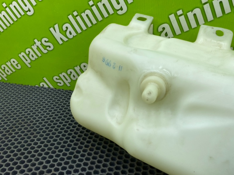 Бачок стеклоомывателя, 1000 рублей, Калининград