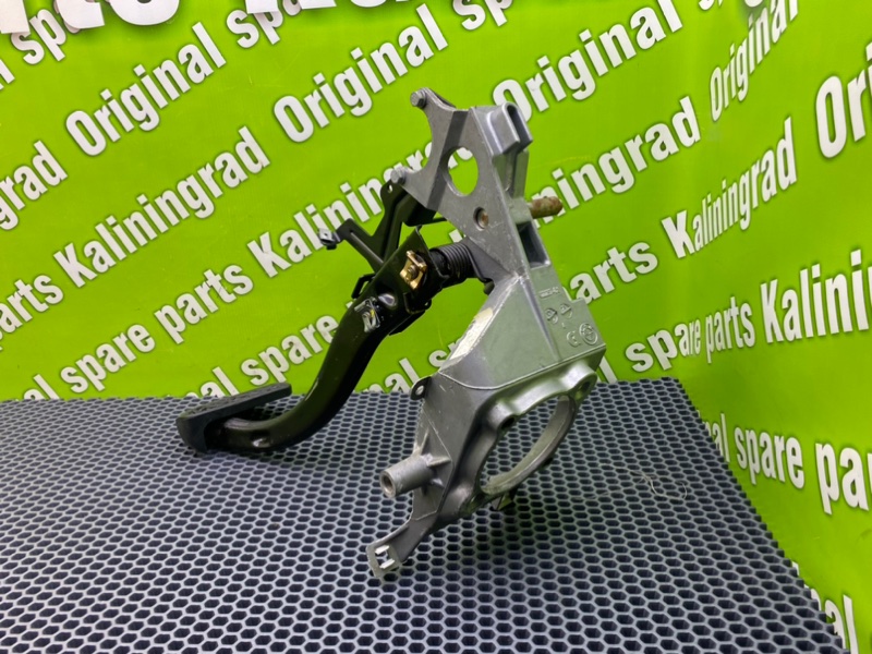 Педаль тормоза, 2100 рублей, Калининград