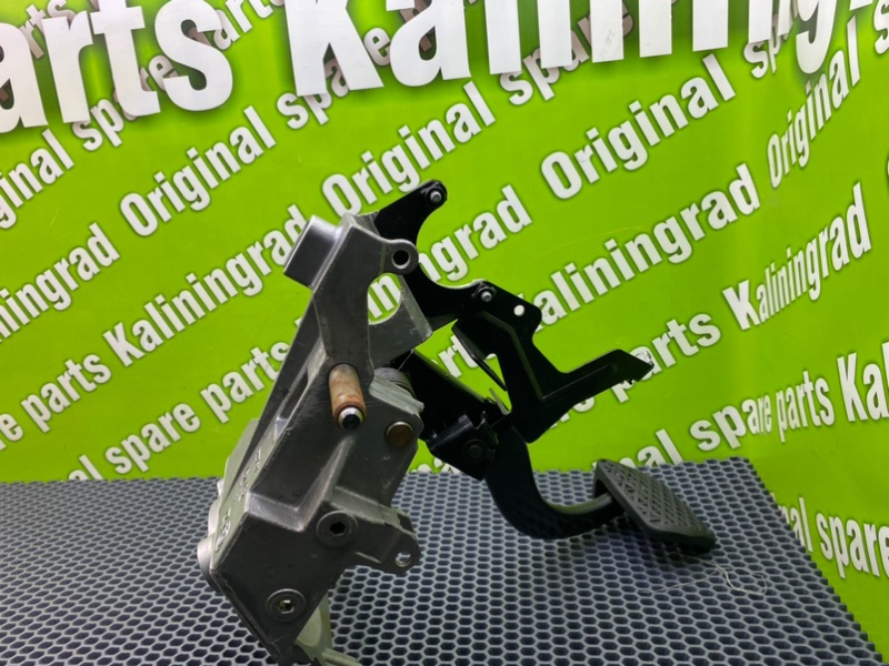 Педаль тормоза, 2100 рублей, Калининград