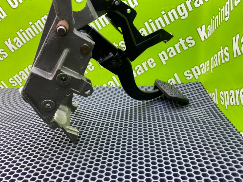 Педаль тормоза, 2100 рублей, Калининград