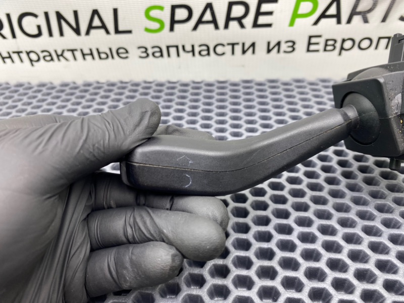 Подрулевой переключатель поворотников, 1000 рублей, Калининград