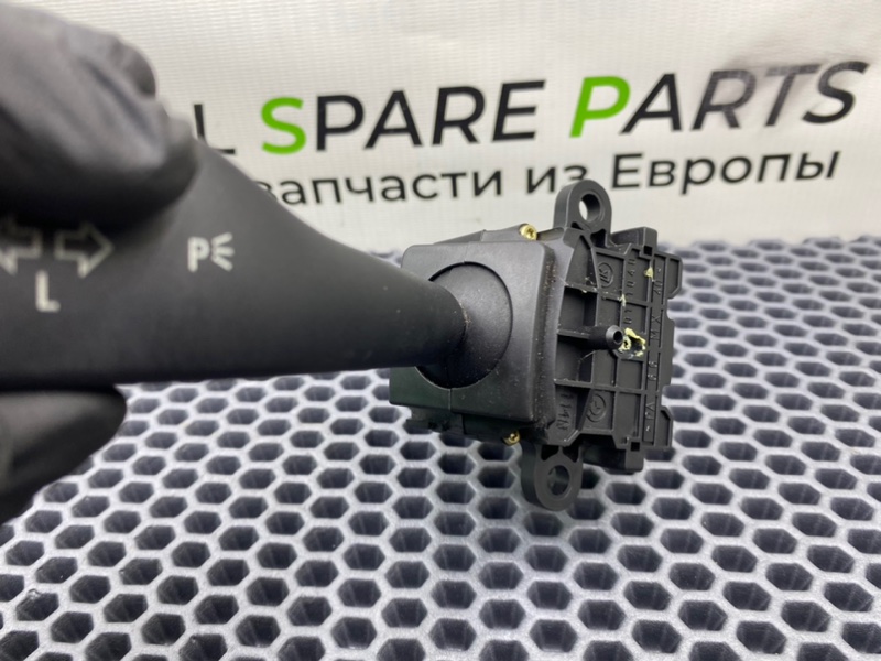 Подрулевой переключатель поворотников, 1000 рублей, Калининград