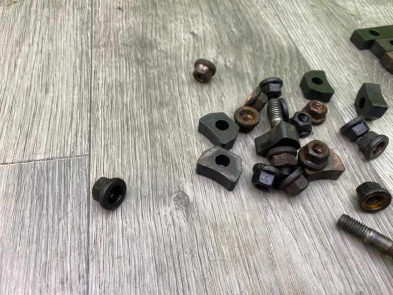 Болты, 1200 рублей, Калининград