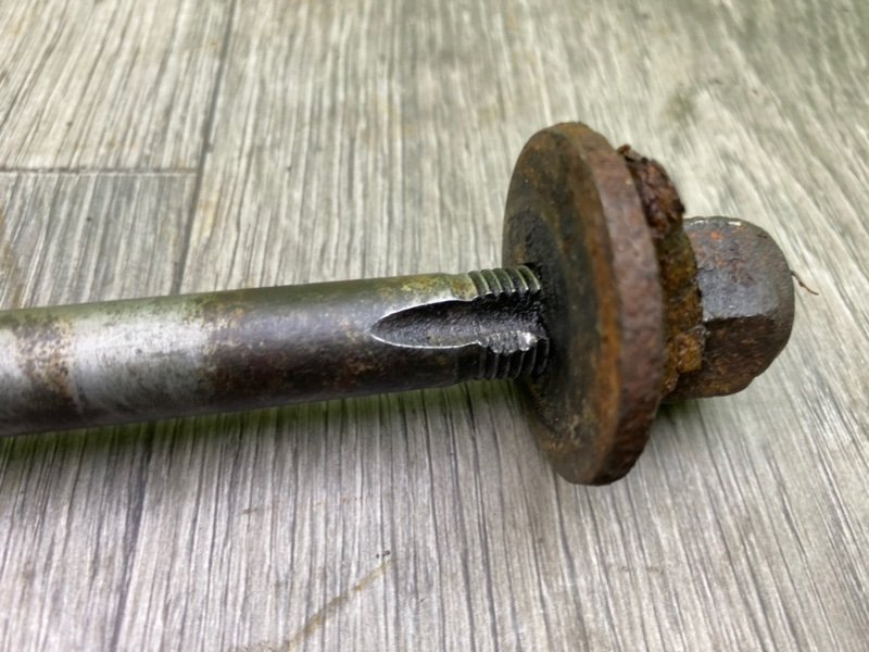 Развальные болты, 1200 рублей, Калининград