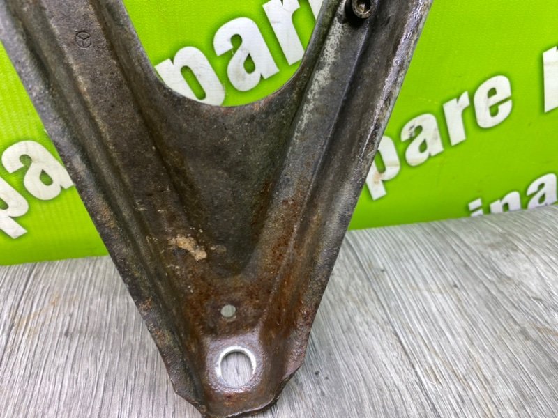 Кронштейн, 900 рублей, Калининград