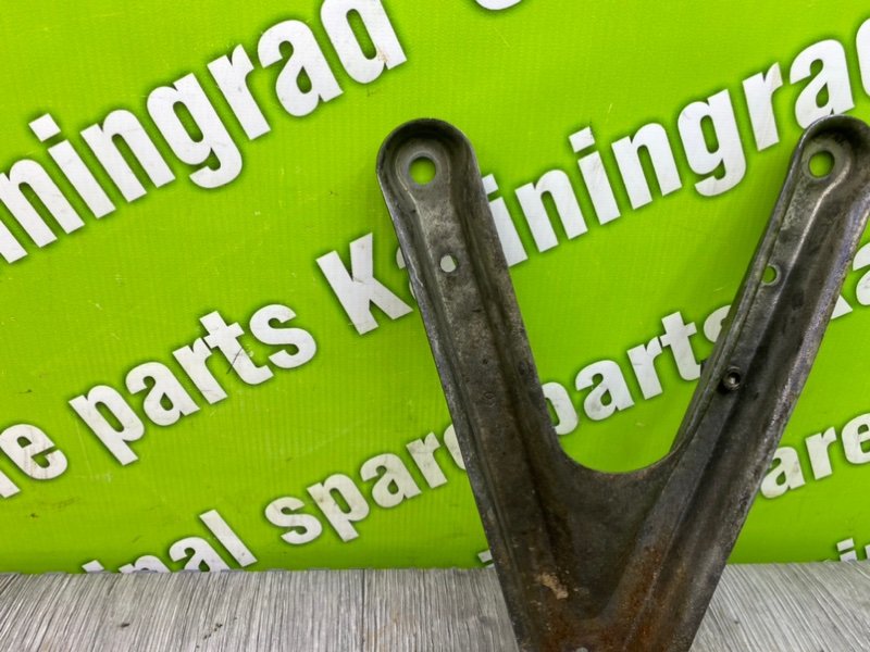 Кронштейн, 900 рублей, Калининград