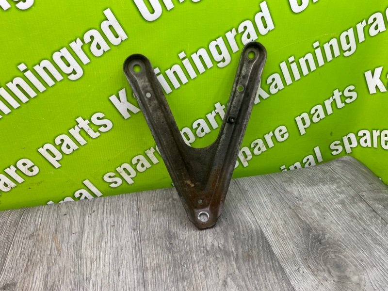 Кронштейн, 900 рублей, Калининград