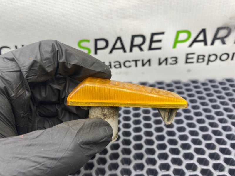 Поворотник, 1600 рублей, Калининград