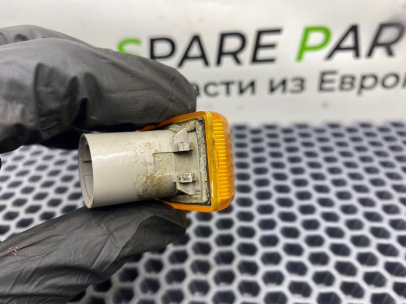 Поворотник, 1600 рублей, Калининград