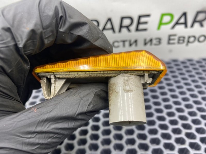 Поворотник, 1600 рублей, Калининград