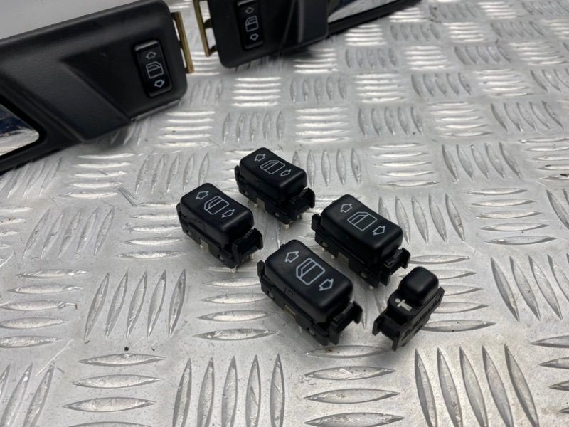 Комплект стеклоподъемников, 35400 рублей, Калининград