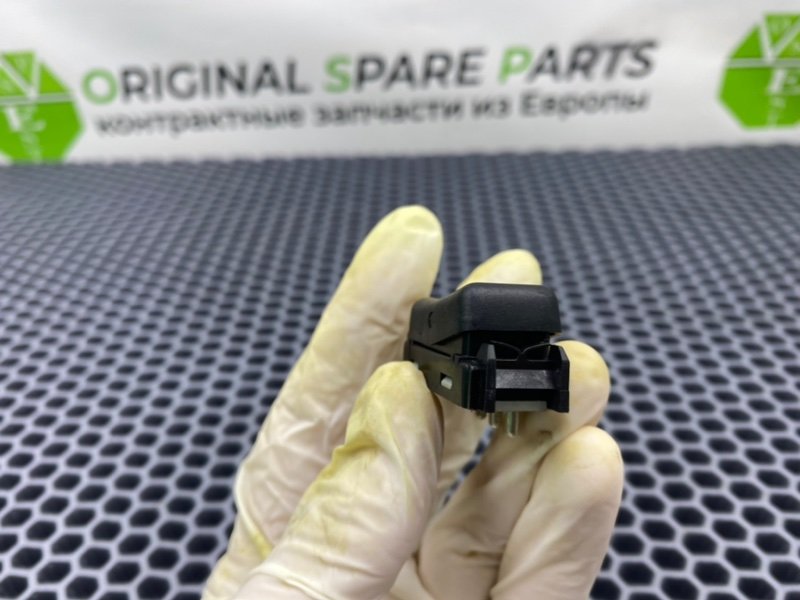 Кнопка света, 500 рублей, Калининград