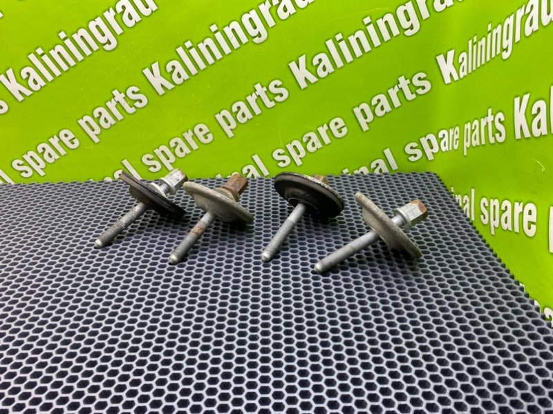 Болты подрамника, 1700 рублей, Калининград