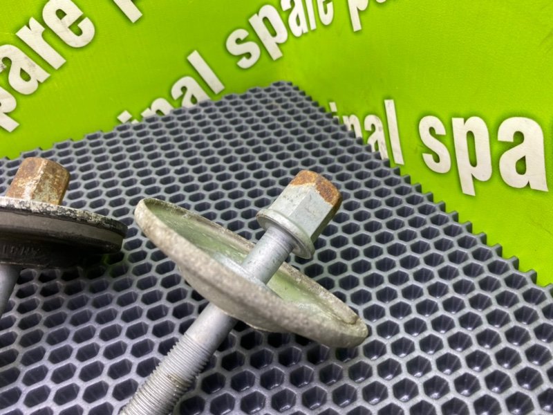 Болты подрамника, 1700 рублей, Калининград