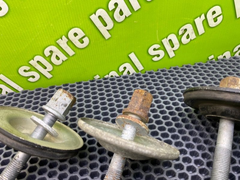 Болты подрамника, 1700 рублей, Калининград