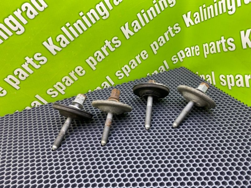 Болты подрамника, 1700 рублей, Калининград