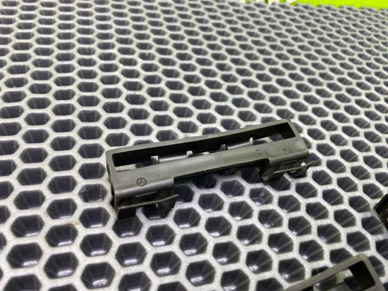 Кронштейны, 800 рублей, Калининград