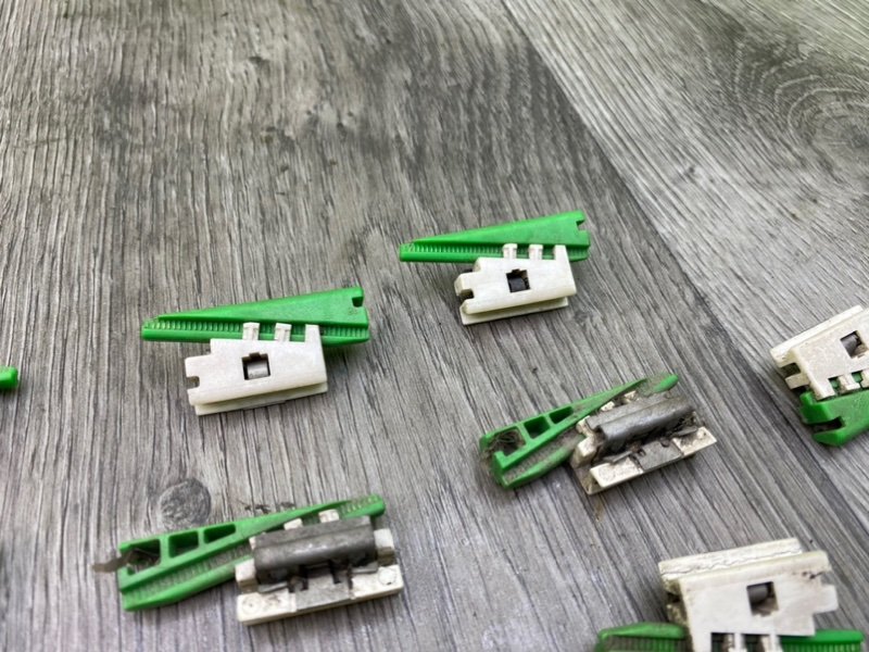 Кронштейны, 1600 рублей, Калининград