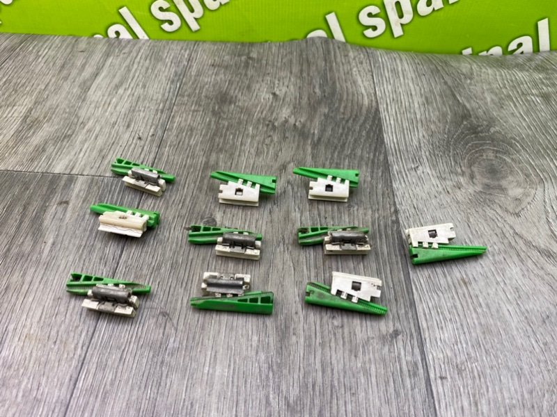 Кронштейны, 1600 рублей, Калининград