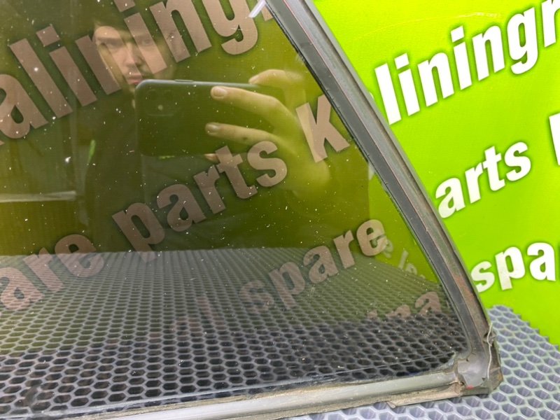 Форточка двери, 1000 рублей, Калининград