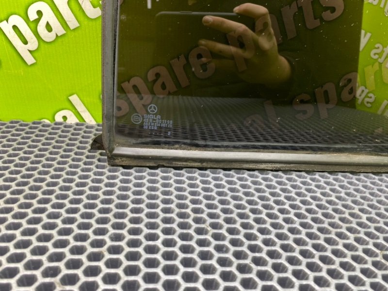 Форточка двери, 1000 рублей, Калининград