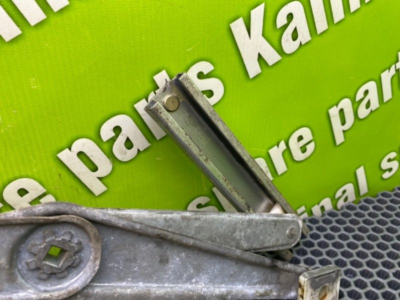 Стеклоподъемник, 1000 рублей, Калининград