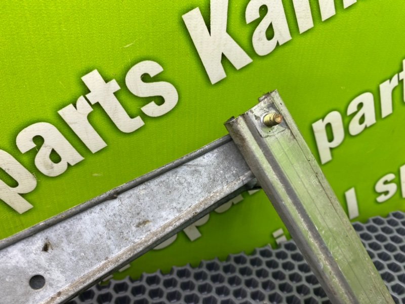 Стеклоподъемник, 1000 рублей, Калининград