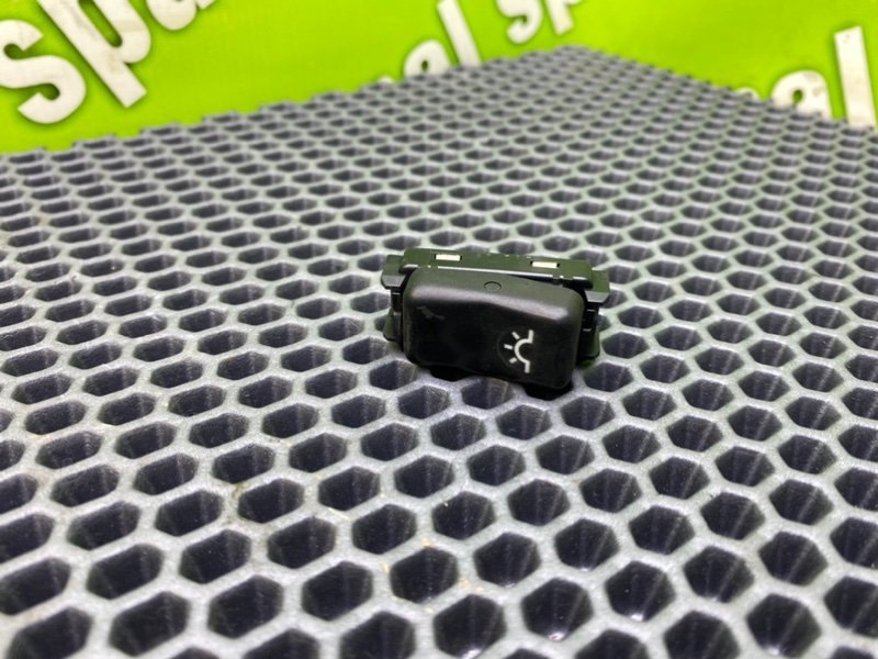 Кнопка света, 500 рублей, Калининград