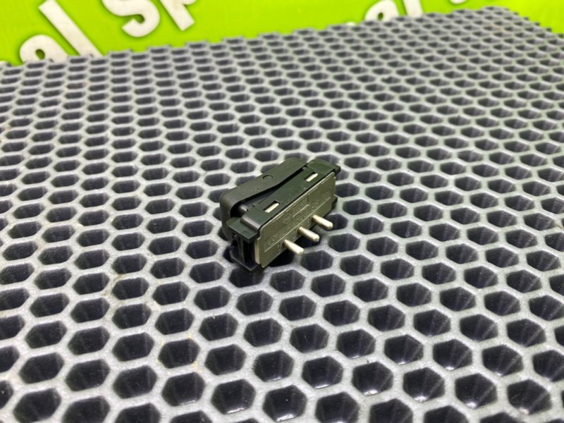 Кнопка света, 500 рублей, Калининград