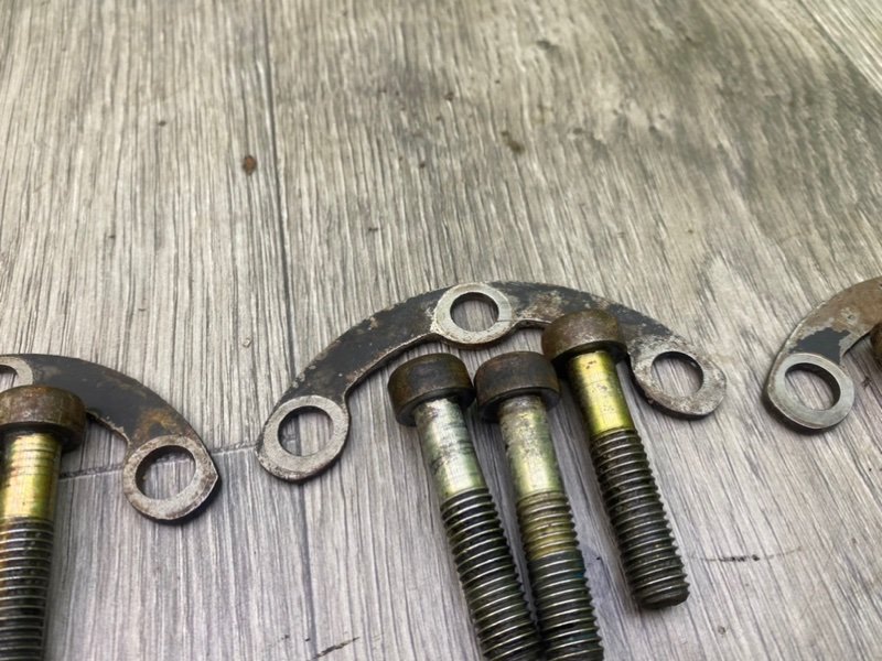 Болты приводов, 1700 рублей, Калининград