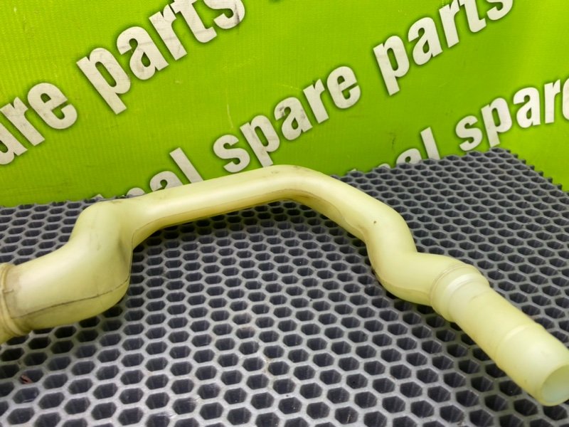 Горловина бачка стеклоомывателя, 800 рублей, Калининград