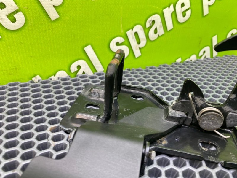 Замок капота, 1000 рублей, Калининград