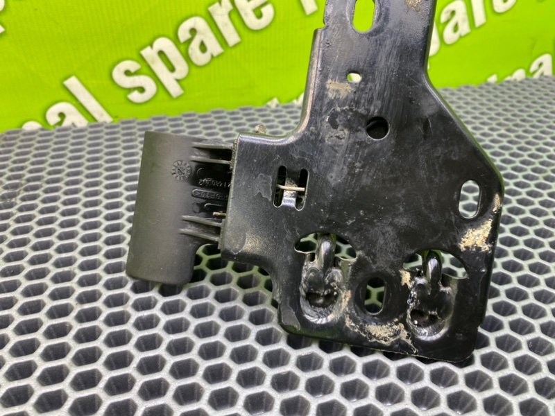 Замок капота, 1000 рублей, Калининград