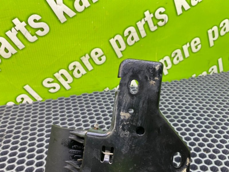 Замок капота, 1000 рублей, Калининград