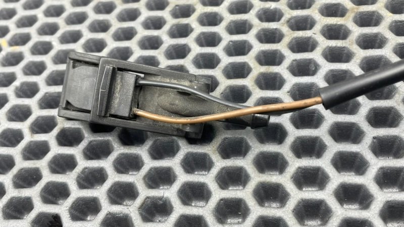 Форсунка стеклоомывателя, 1000 рублей, Калининград