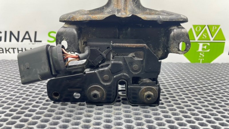 Замок капота, 1400 рублей, Калининград