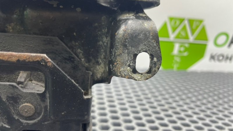 Замок капота, 1400 рублей, Калининград