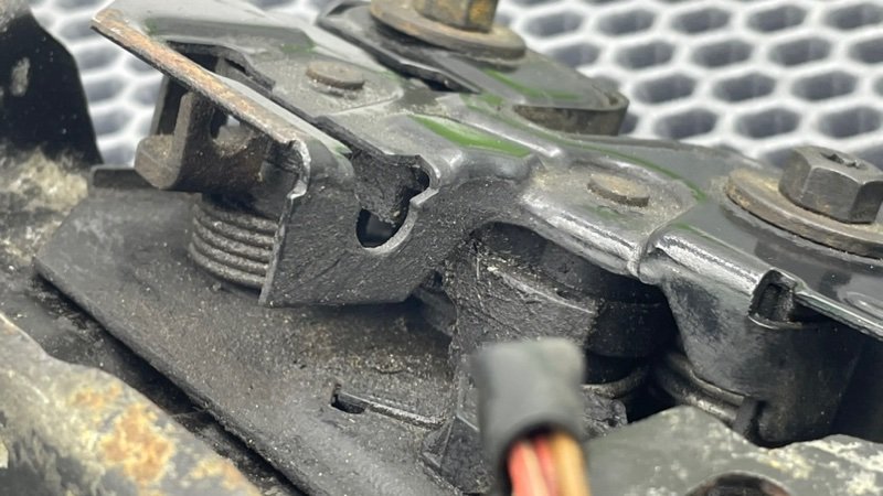 Замок капота, 1400 рублей, Калининград