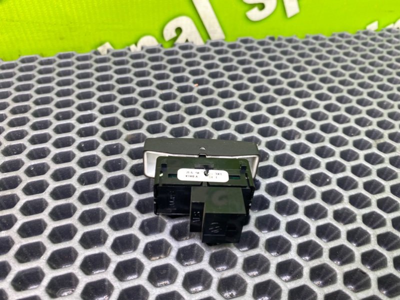 Кнопка центрального замка, 600 рублей, Калининград