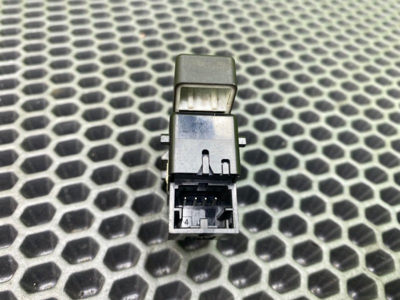 Кнопка центрального замка, 600 рублей, Калининград