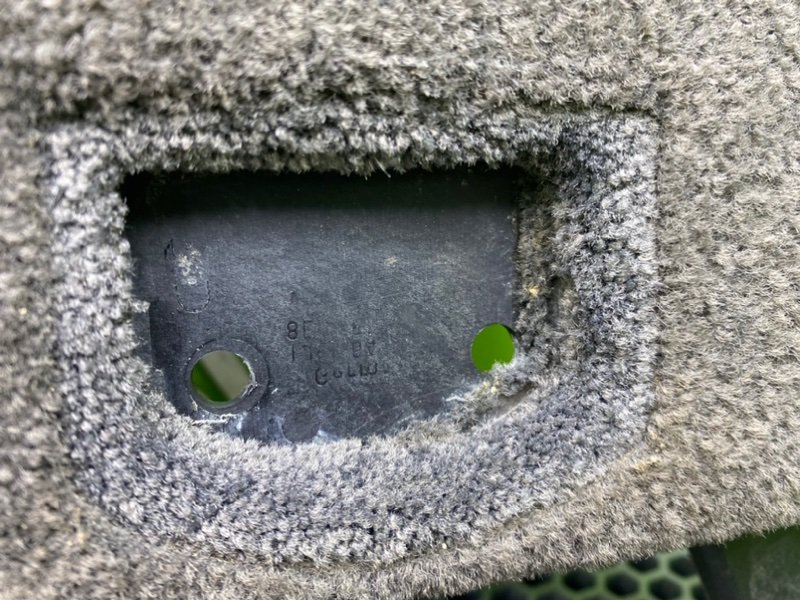 Обшивка багажника, 1000 рублей, Калининград