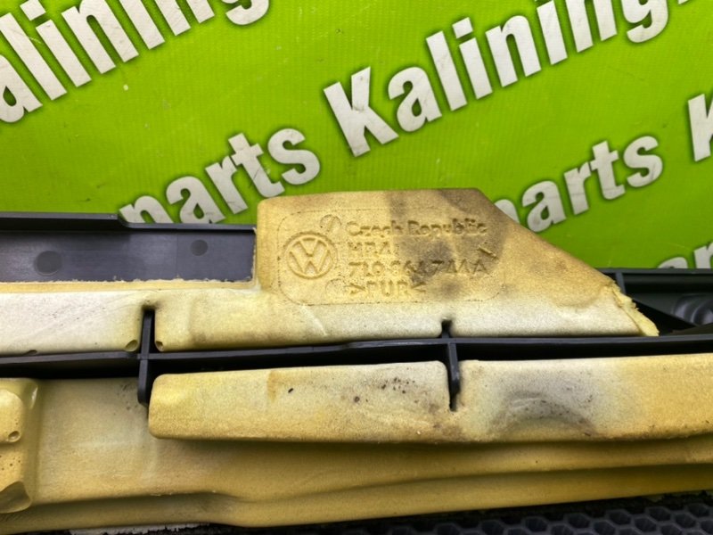 Обшивка багажника, 1000 рублей, Калининград