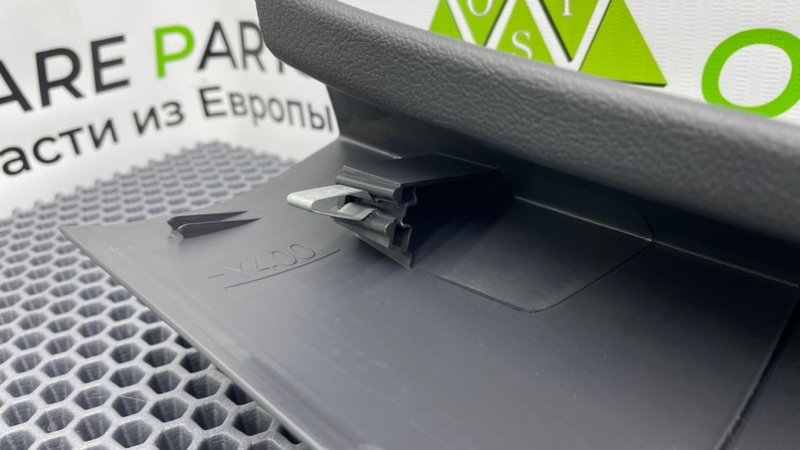 Накладка двери багажника, 1100 рублей, Калининград