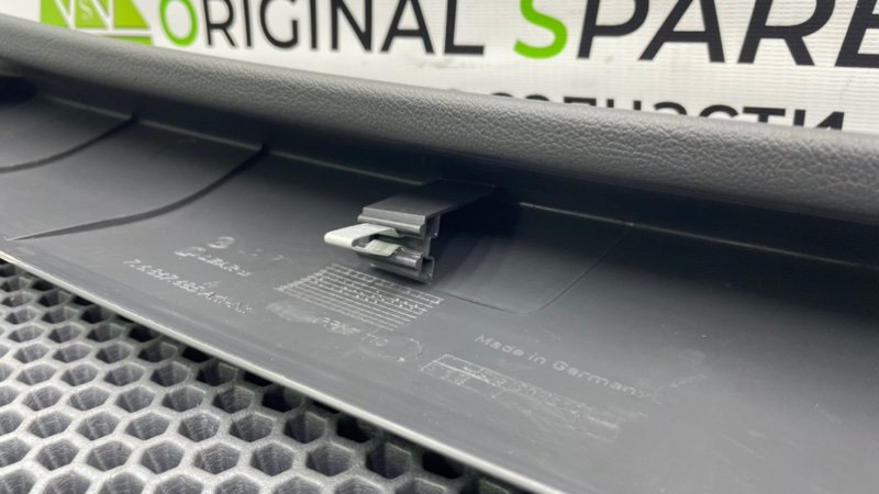 Накладка двери багажника, 1100 рублей, Калининград