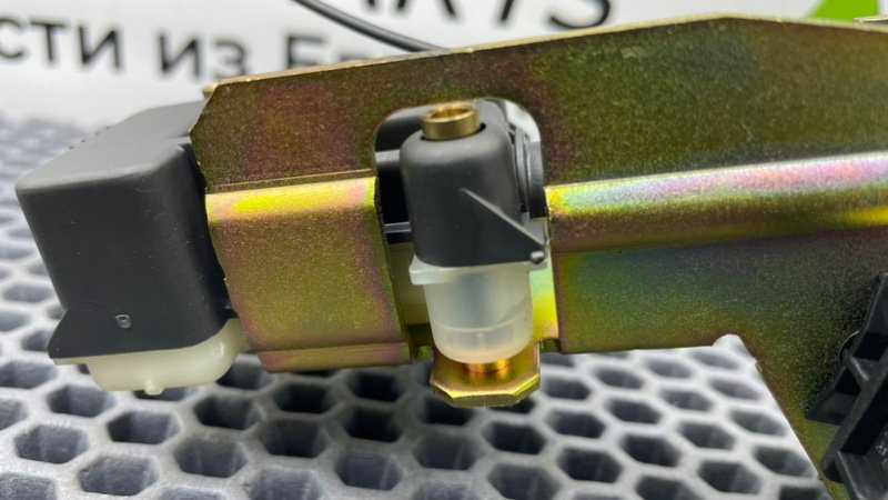 Замок стекла багажника, 1400 рублей, Калининград