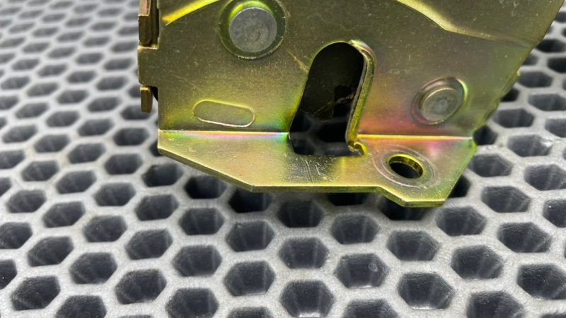 Замок стекла багажника, 1400 рублей, Калининград