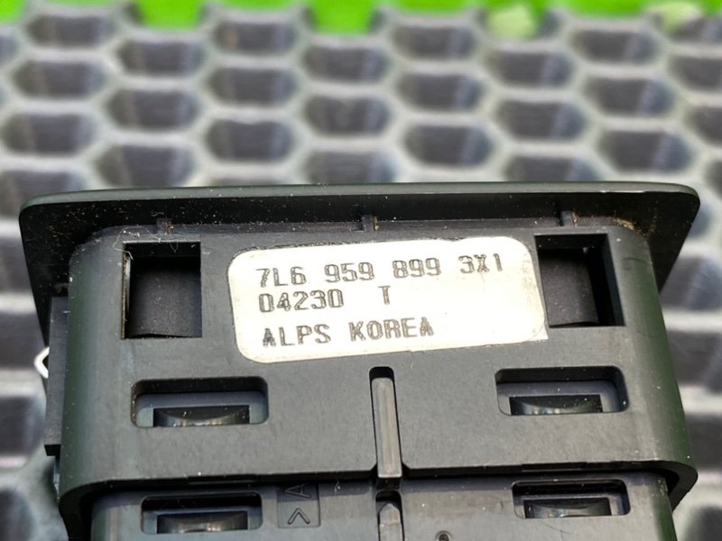 Кнопка аварийной сигнализации, 1000 рублей, Калининград