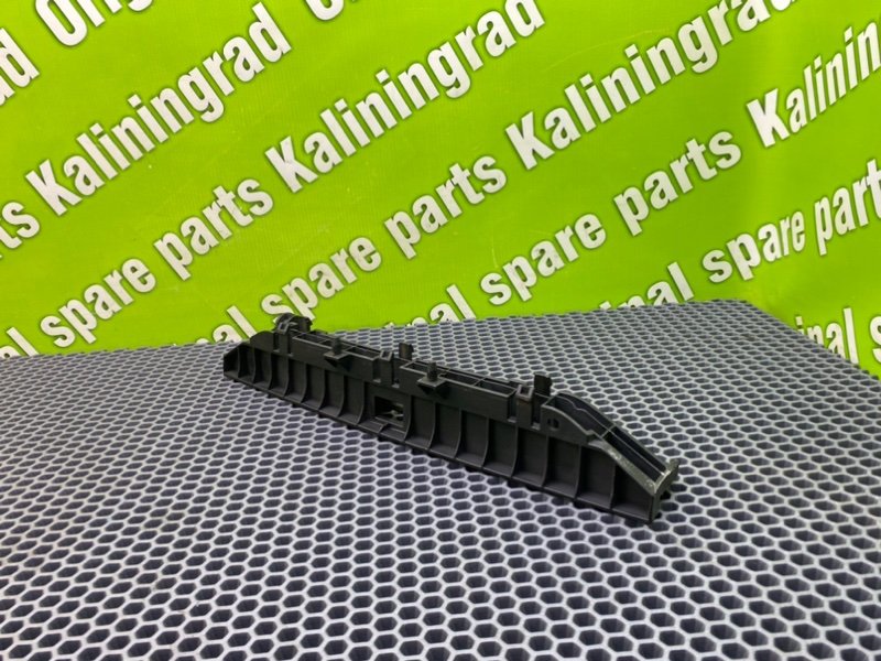 Кронштейн, 700 рублей, Калининград