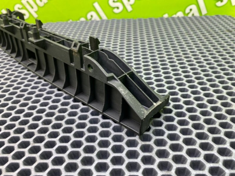 Кронштейн, 700 рублей, Калининград